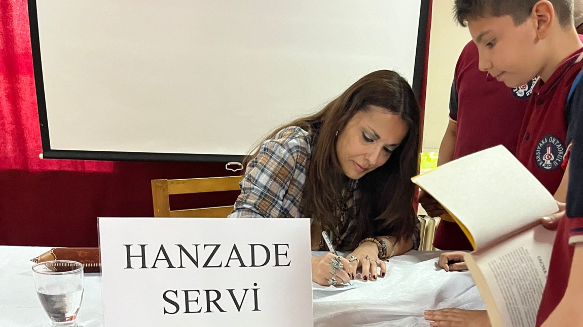 Hanzade SERVİ